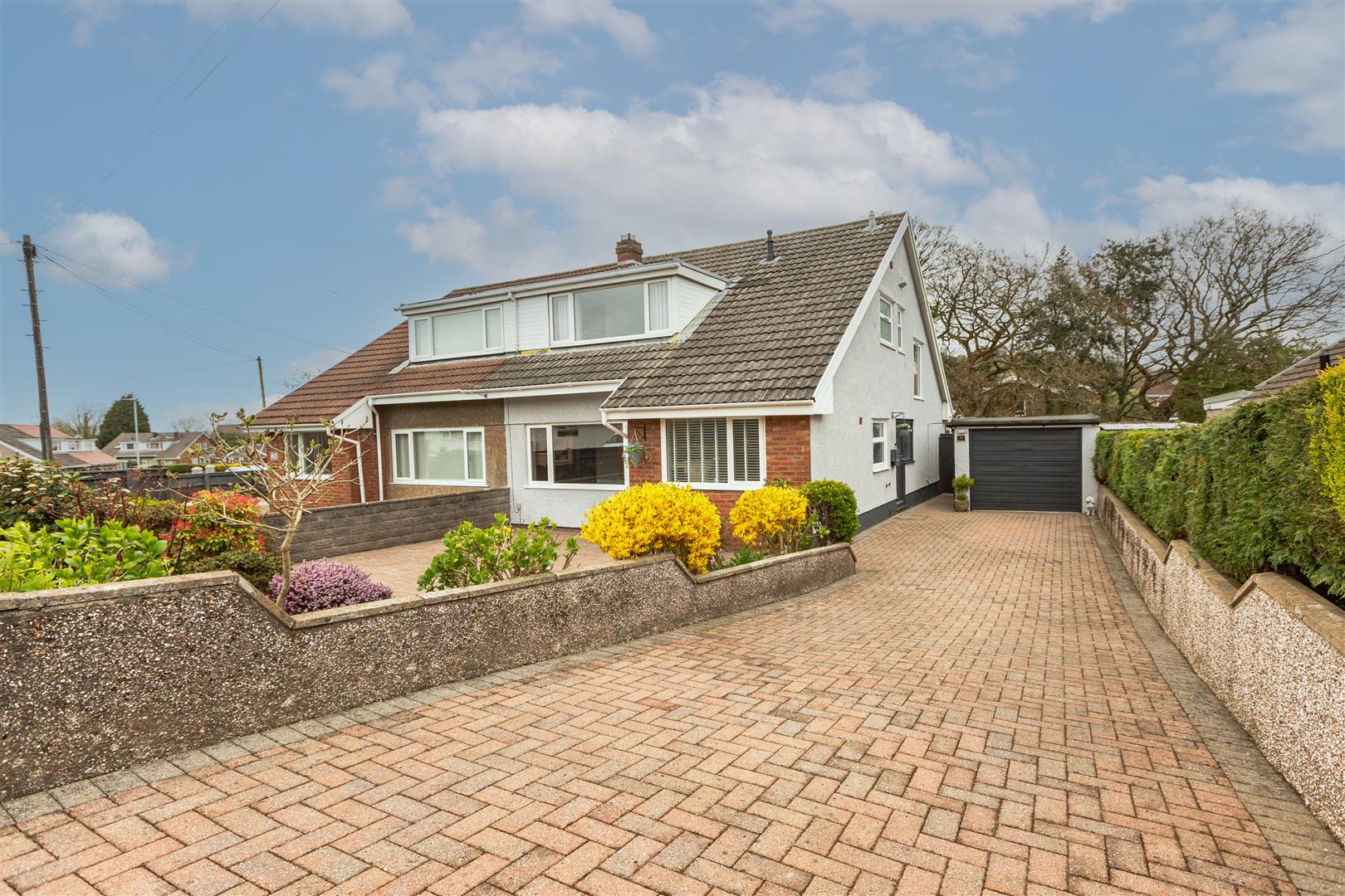 Weig Fach Lane, Fforestfach, Swansea, SA5 5AD